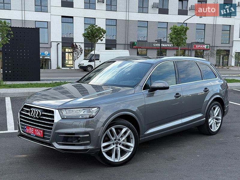 Внедорожник / Кроссовер Audi Q7 2016 в Ровно