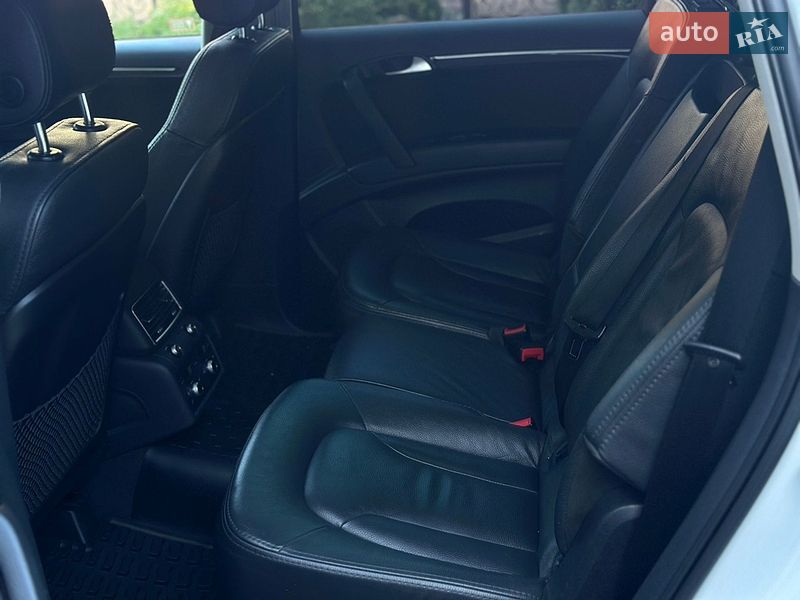Внедорожник / Кроссовер Audi Q7 2012 в Львове