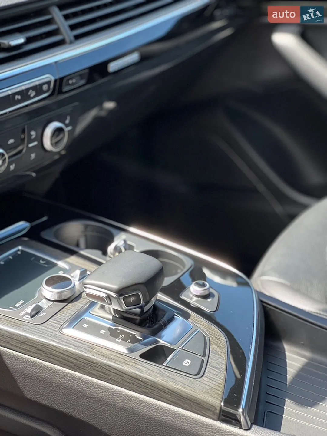 2017 Audi Q7 - мініатюра 8