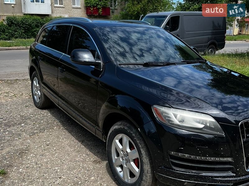 Внедорожник / Кроссовер Audi Q7 2013 в Снигиревке