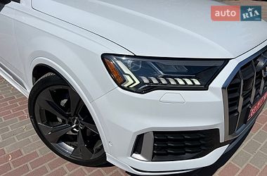Внедорожник / Кроссовер Audi Q7 2020 в Сумах