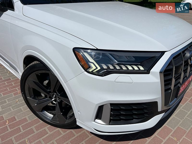 Внедорожник / Кроссовер Audi Q7 2020 в Сумах