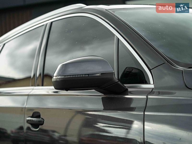 Внедорожник / Кроссовер Audi Q7 2020 в Черновцах