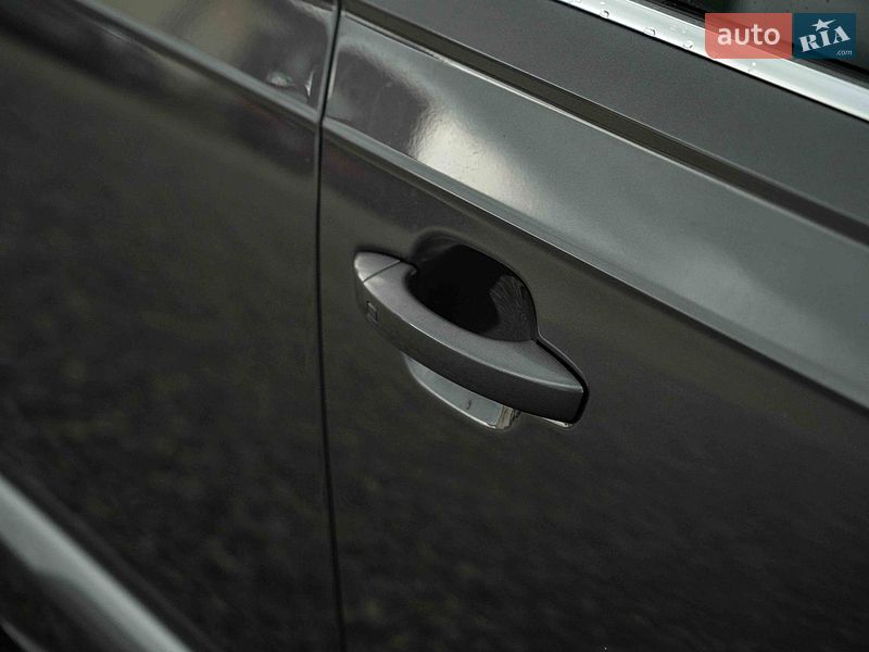 Внедорожник / Кроссовер Audi Q7 2020 в Черновцах