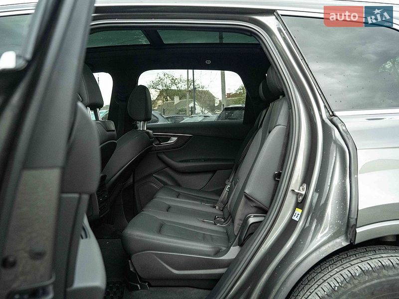 Внедорожник / Кроссовер Audi Q7 2020 в Черновцах