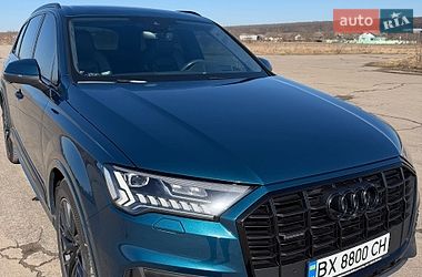 Позашляховик / Кросовер Audi Q7 2021 в Вінниці