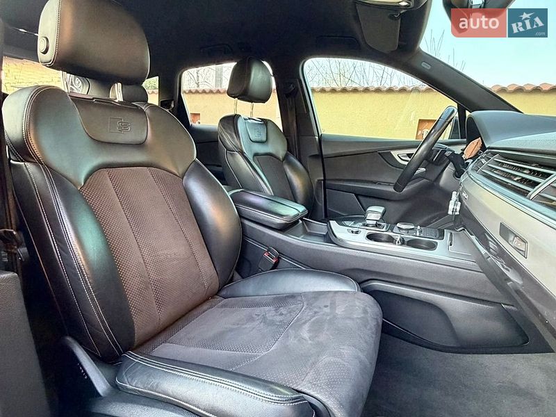 Позашляховик / Кросовер Audi Q7 2017 в Виноградові фото 13 Позашляховик / Кросовер Audi Q7 2017 в Виноградові
