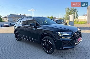 Позашляховик / Кросовер Audi Q7 2023 в Луцьку