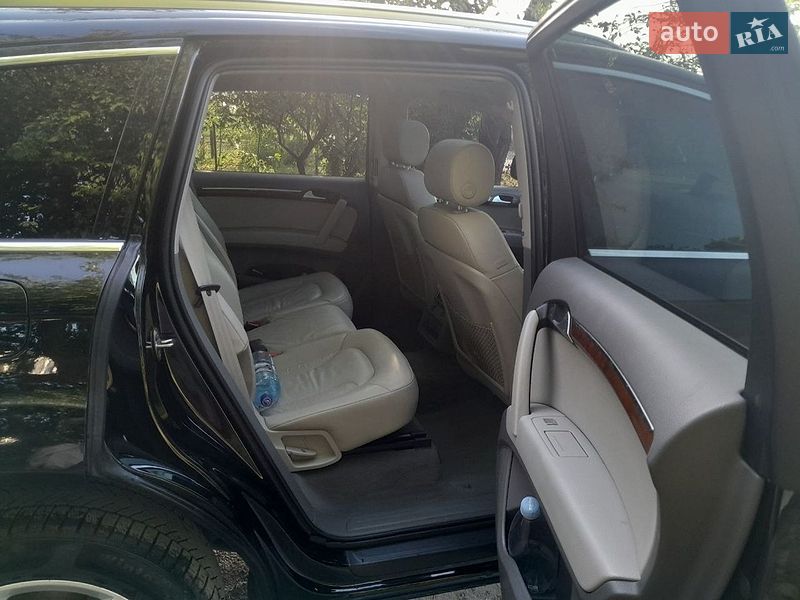 Внедорожник / Кроссовер Audi Q7 2015 в Владимире
