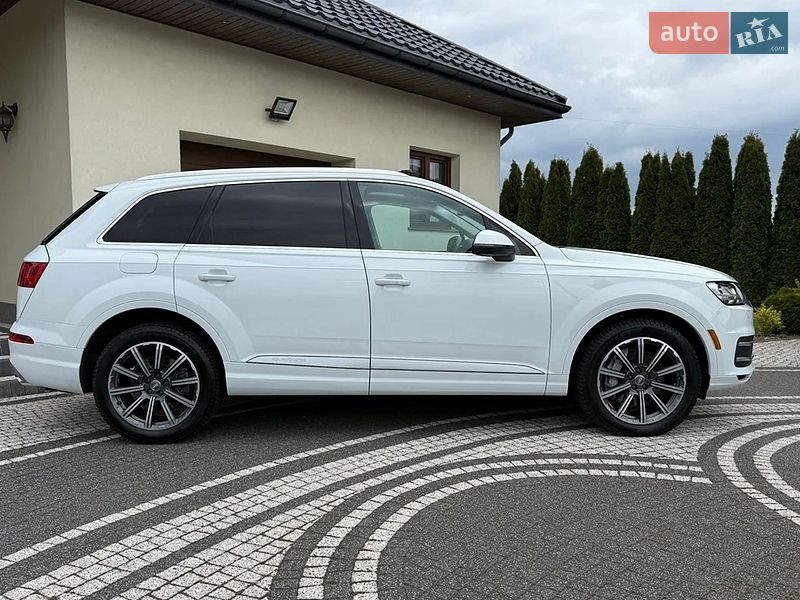 Внедорожник / Кроссовер Audi Q7 2018 в Киеве
