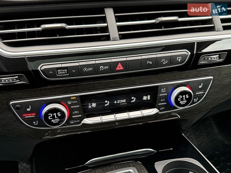 Внедорожник / Кроссовер Audi Q7 2018 в Киеве
