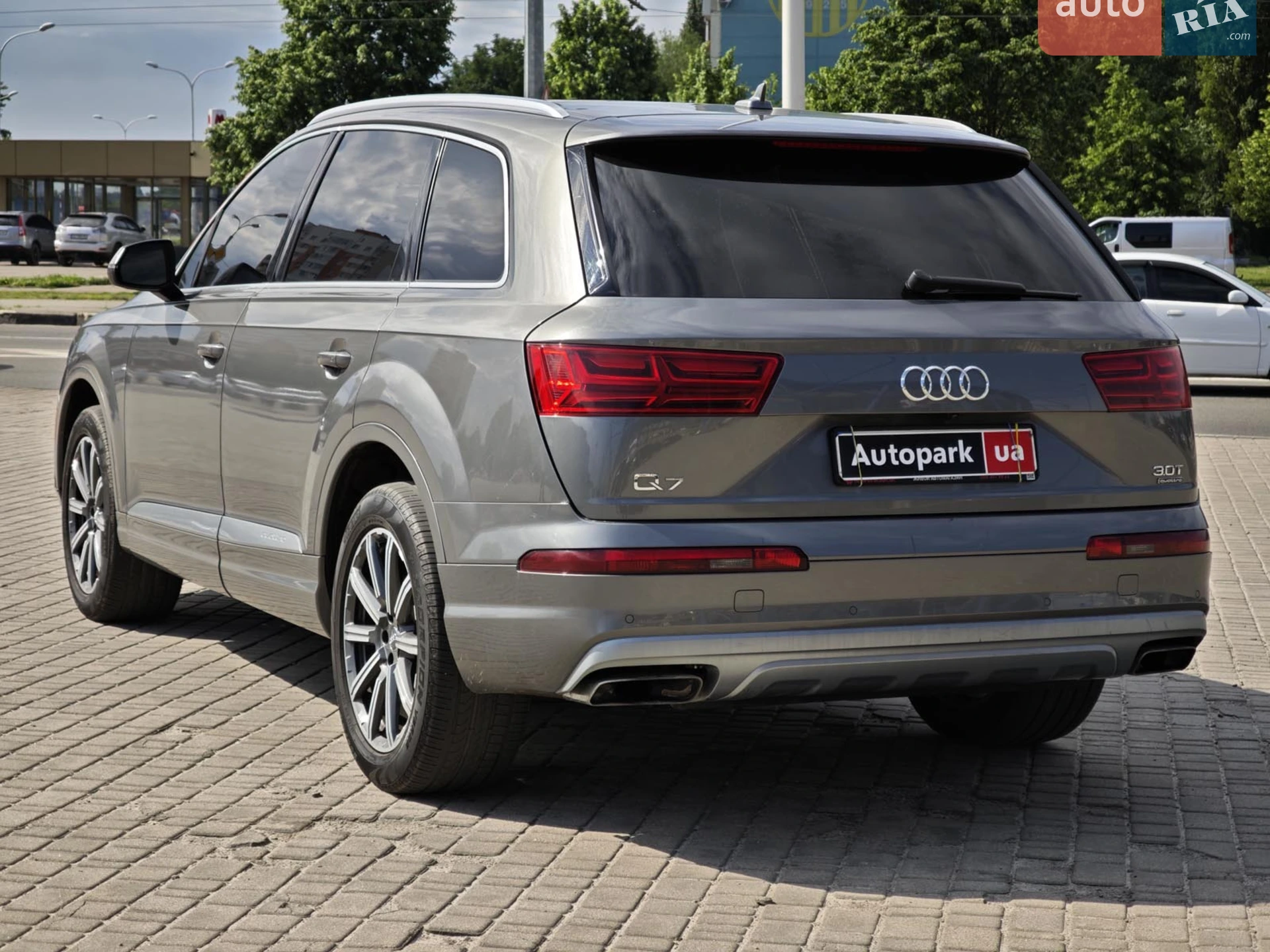 2017 Audi Q7 - мініатюра 12