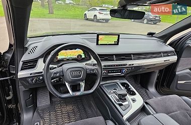 Внедорожник / Кроссовер Audi Q7 2015 в Киеве