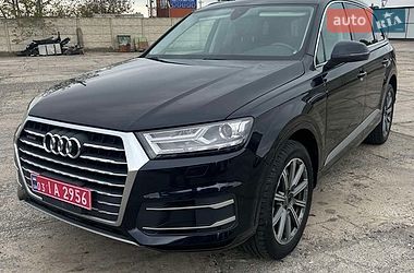 Внедорожник / Кроссовер Audi Q7 2017 в Владимире