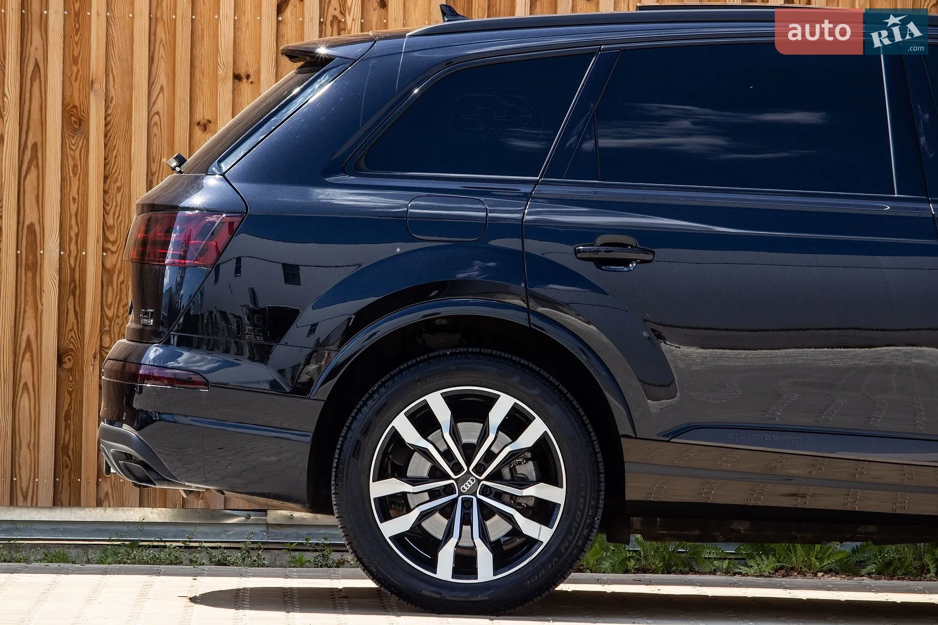2017 Audi Q7 - мініатюра 12