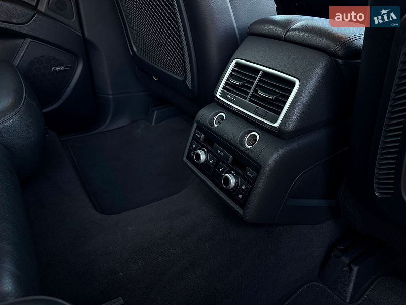 Внедорожник / Кроссовер Audi Q7 2014 в Киеве фото 61 Внедорожник / Кроссовер Audi Q7 2014 в Киеве