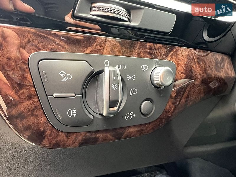 Позашляховик / Кросовер Audi Q7 2017 в Ковелі