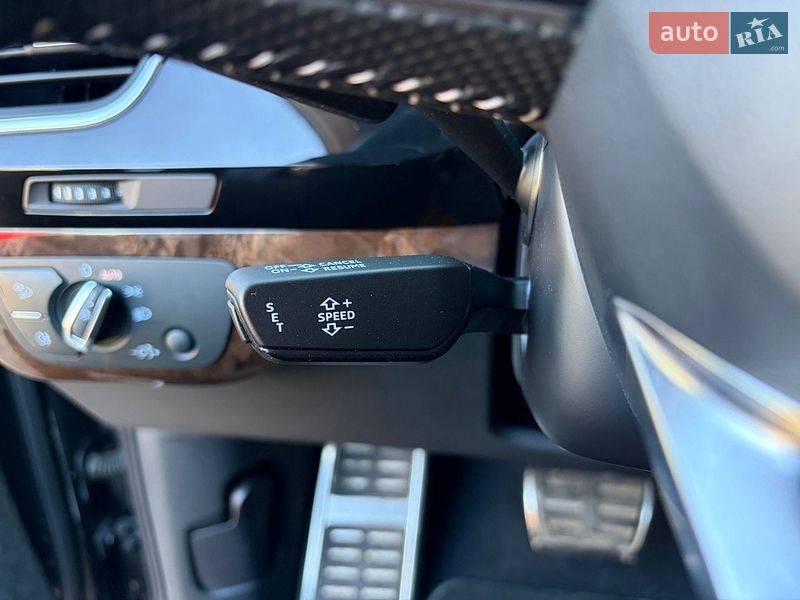 Позашляховик / Кросовер Audi Q7 2018 в Луцьку