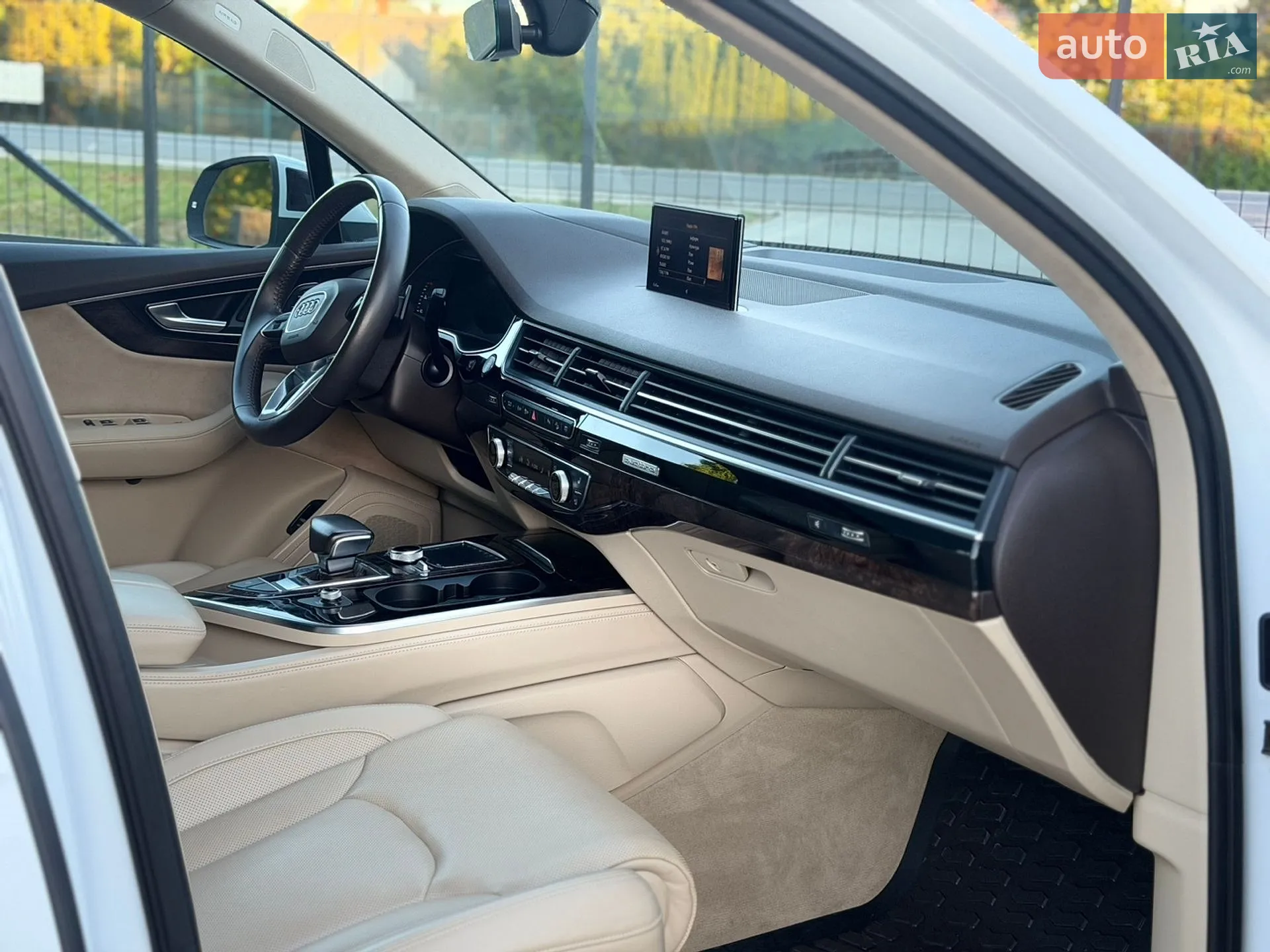 2017 Audi Q7 - мініатюра 23
