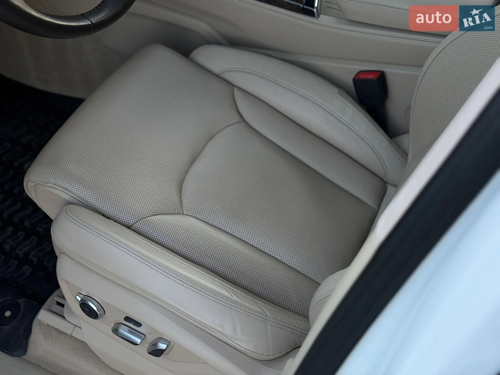 2017 Audi Q7 - мініатюра 31