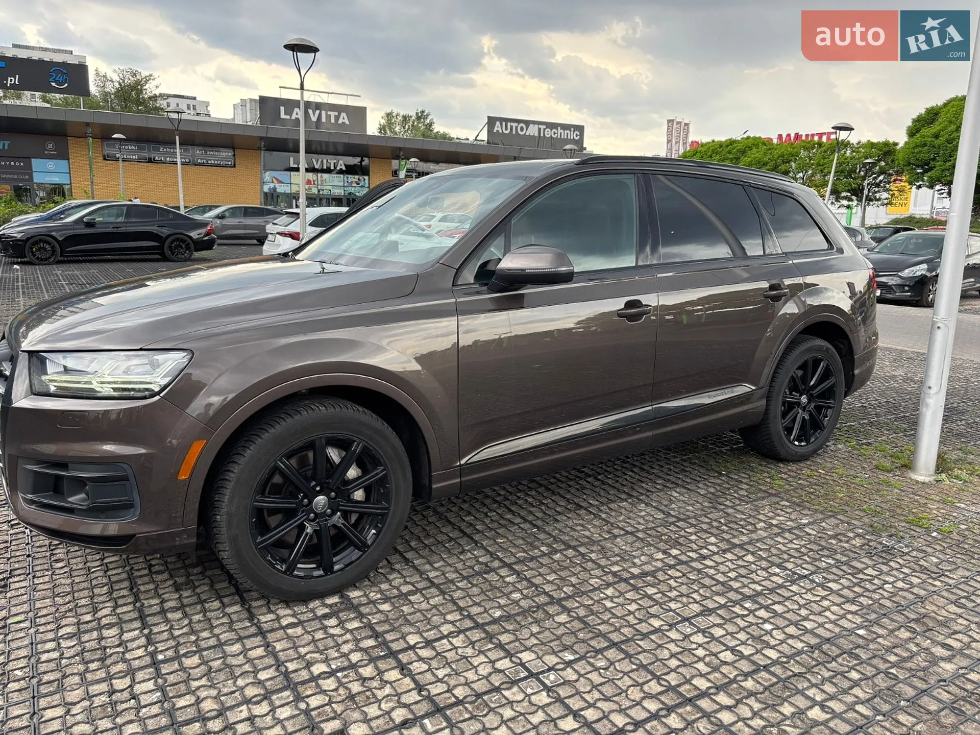 2017 Audi Q7 - мініатюра 12