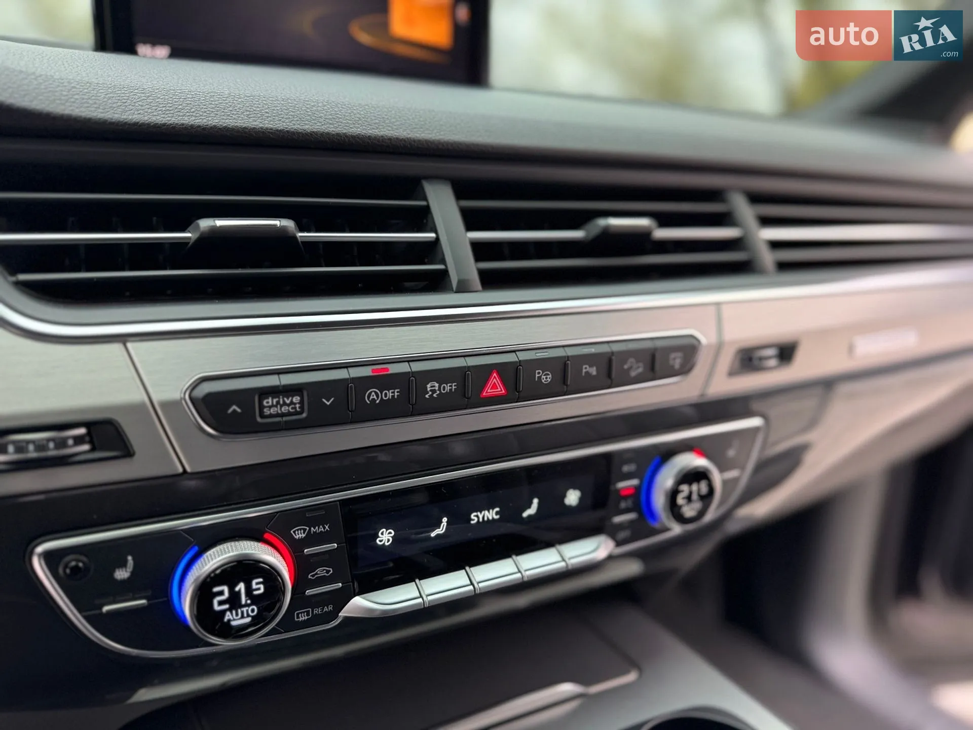 2015 Audi Q7 - мініатюра 19