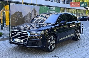 Внедорожник / Кроссовер Audi Q7 2017 в Ровно
