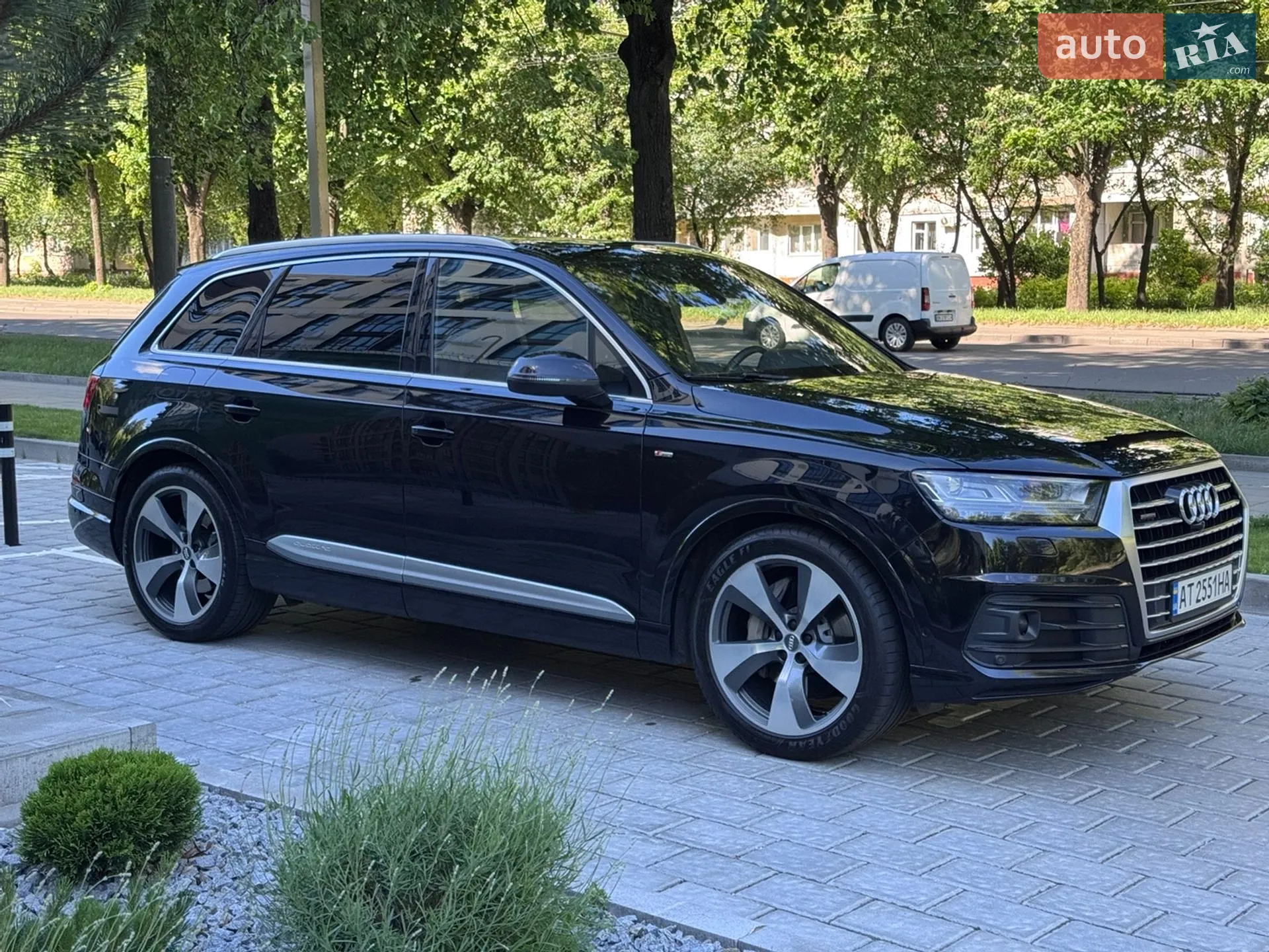 2017 Audi Q7 - фото 1