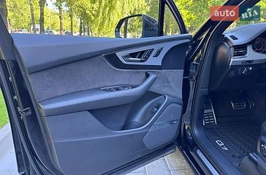 Внедорожник / Кроссовер Audi Q7 2017 в Ровно