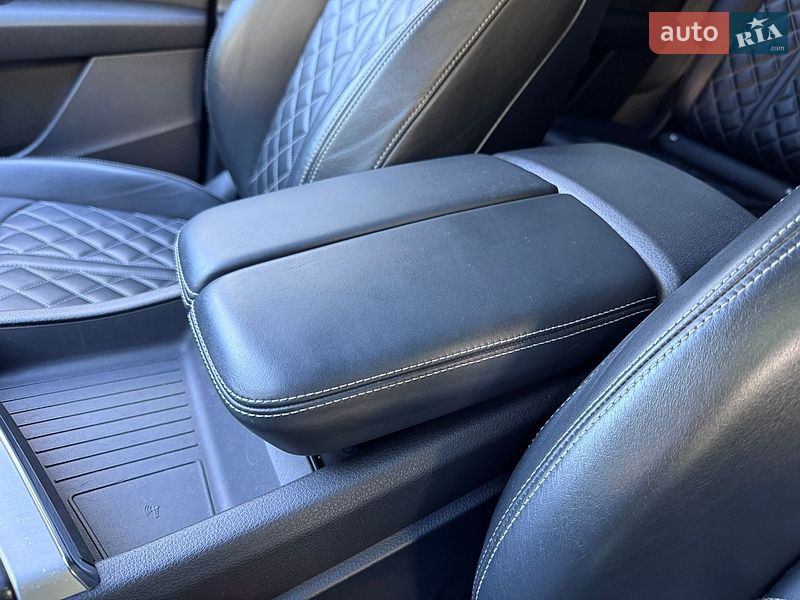 Внедорожник / Кроссовер Audi Q7 2017 в Ровно