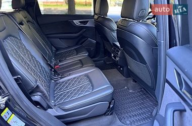 Внедорожник / Кроссовер Audi Q7 2017 в Ровно