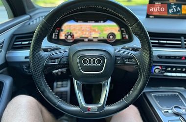 Внедорожник / Кроссовер Audi Q7 2017 в Ровно
