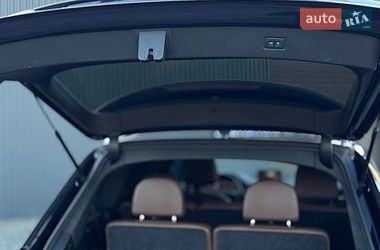 Позашляховик / Кросовер Audi Q7 2016 в Сарнах