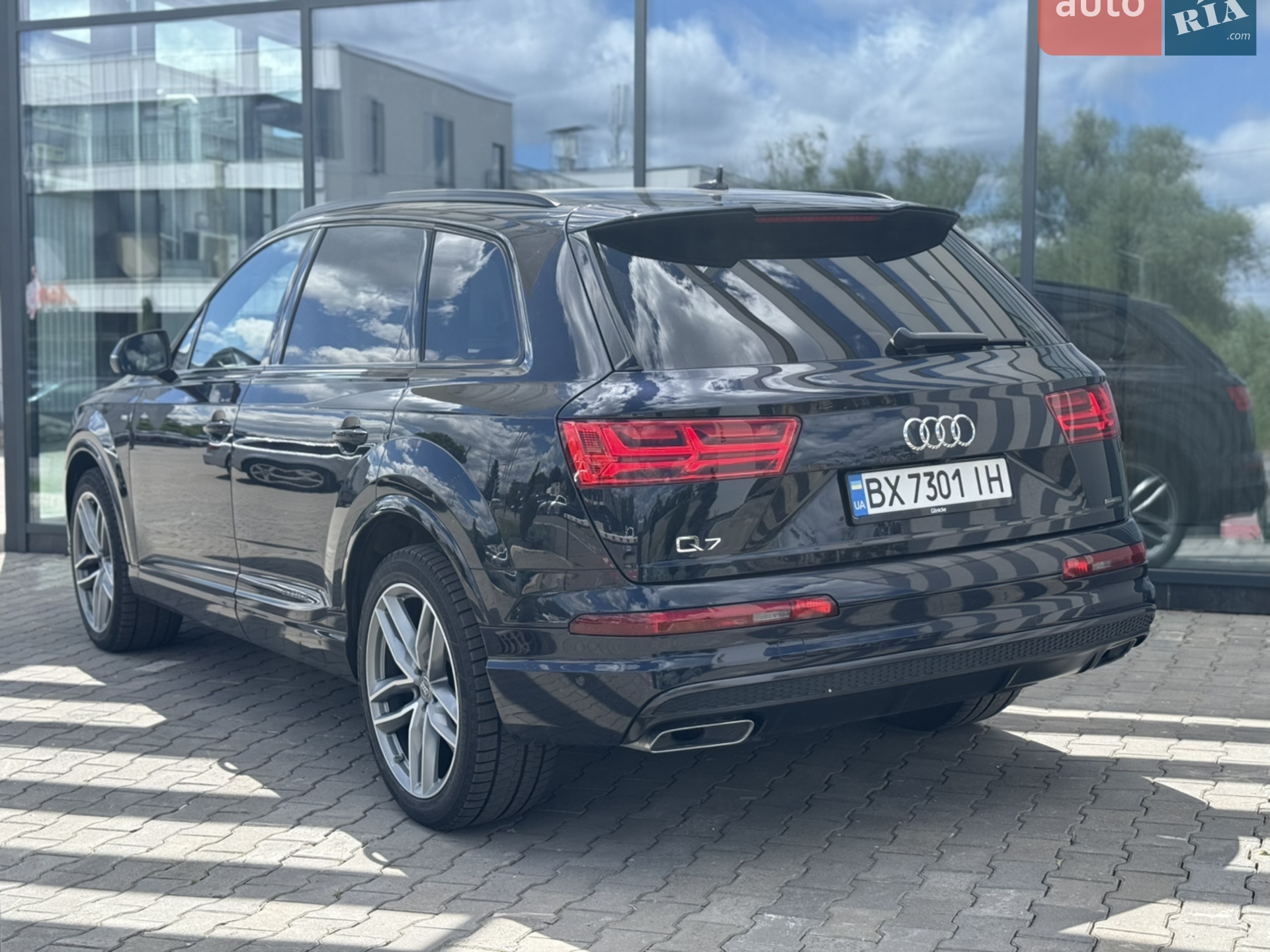 2016 Audi Q7 - мініатюра 2