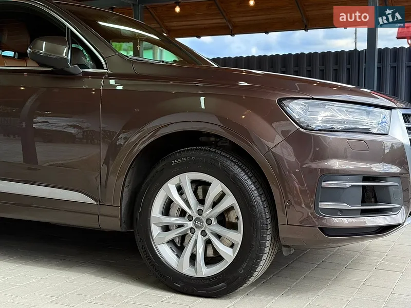 Audi Q7 2017 VIN WAUZZZ4M8JD029137 фото оголошення 5 з 58