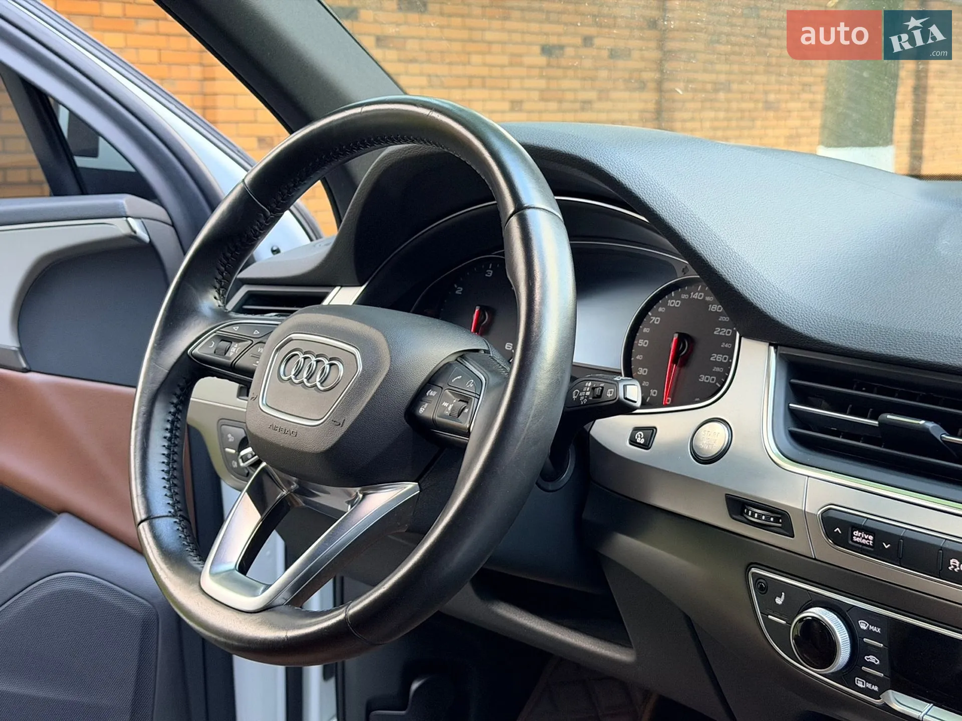 2016 Audi Q7 - мініатюра 23