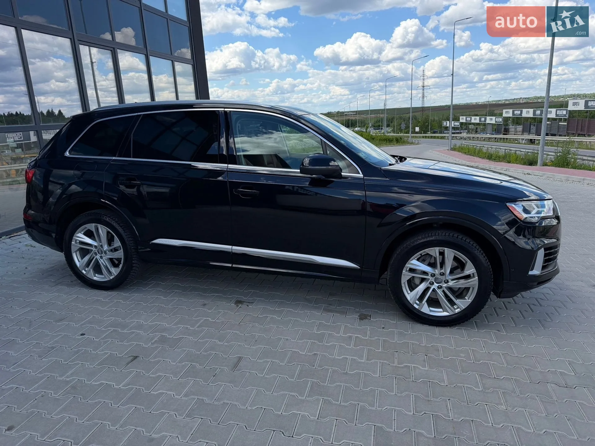 2020 Audi Q7 - мініатюра 7