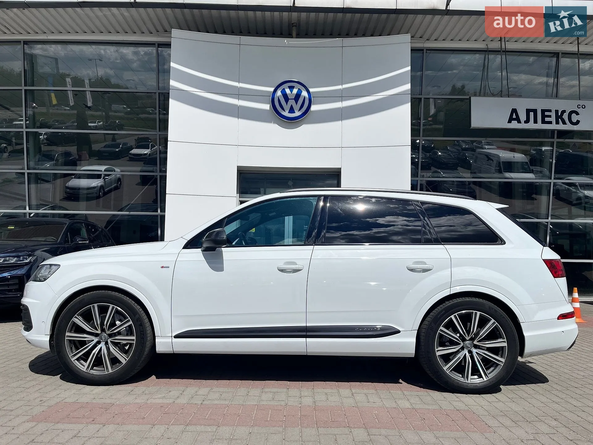 2017 Audi Q7 - мініатюра 7