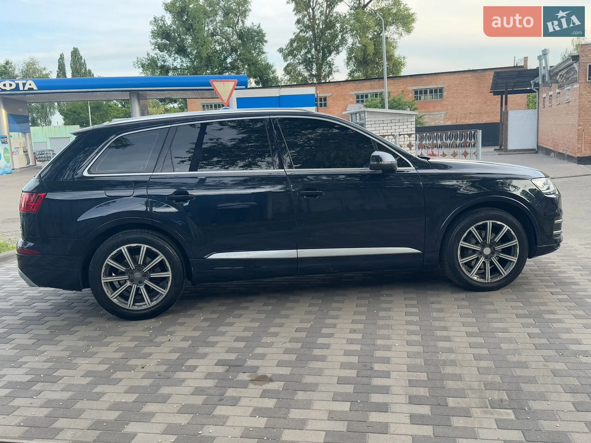 2017 Audi Q7 - мініатюра 11