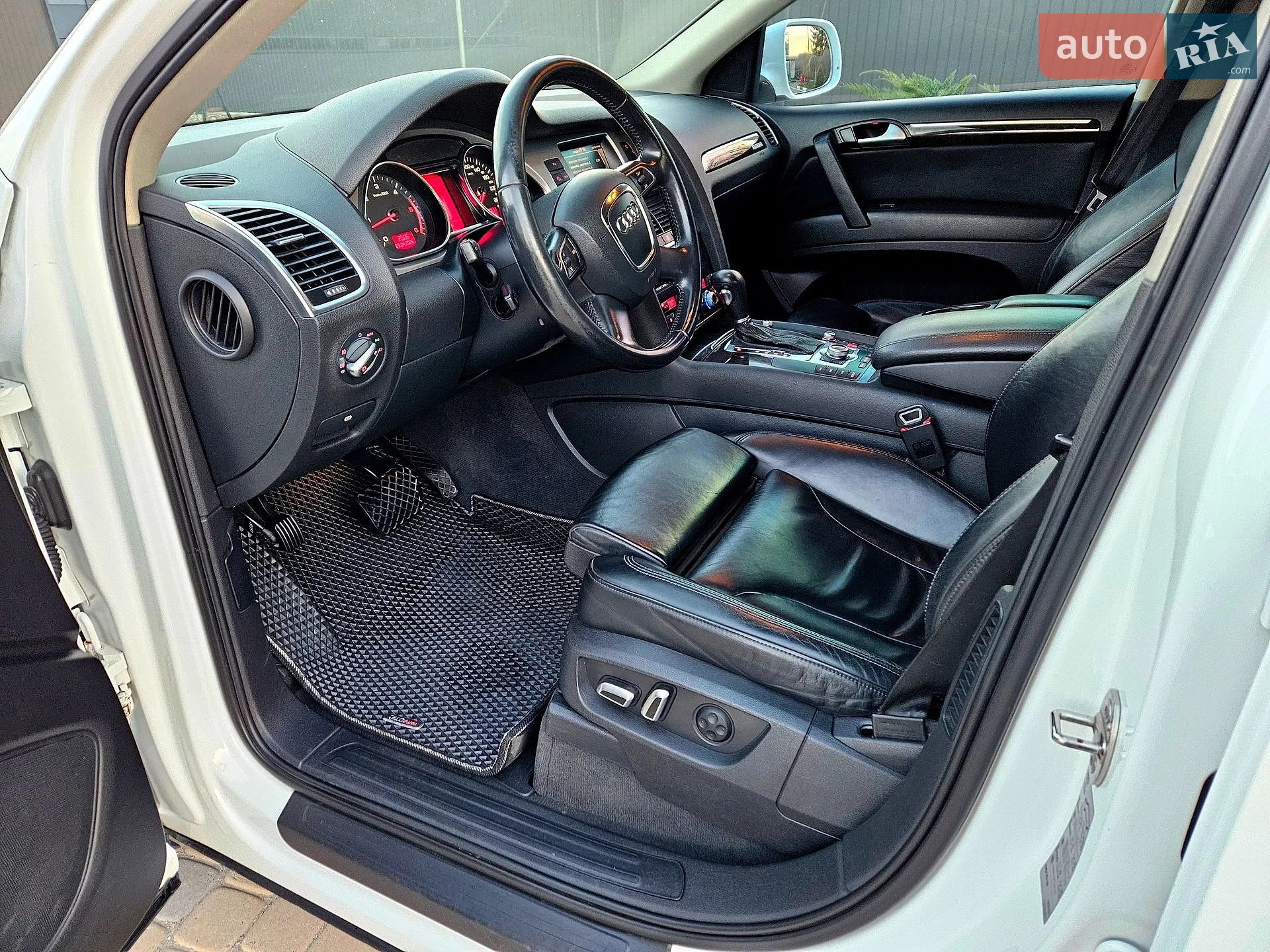 2011 Audi Q7 - мініатюра 17