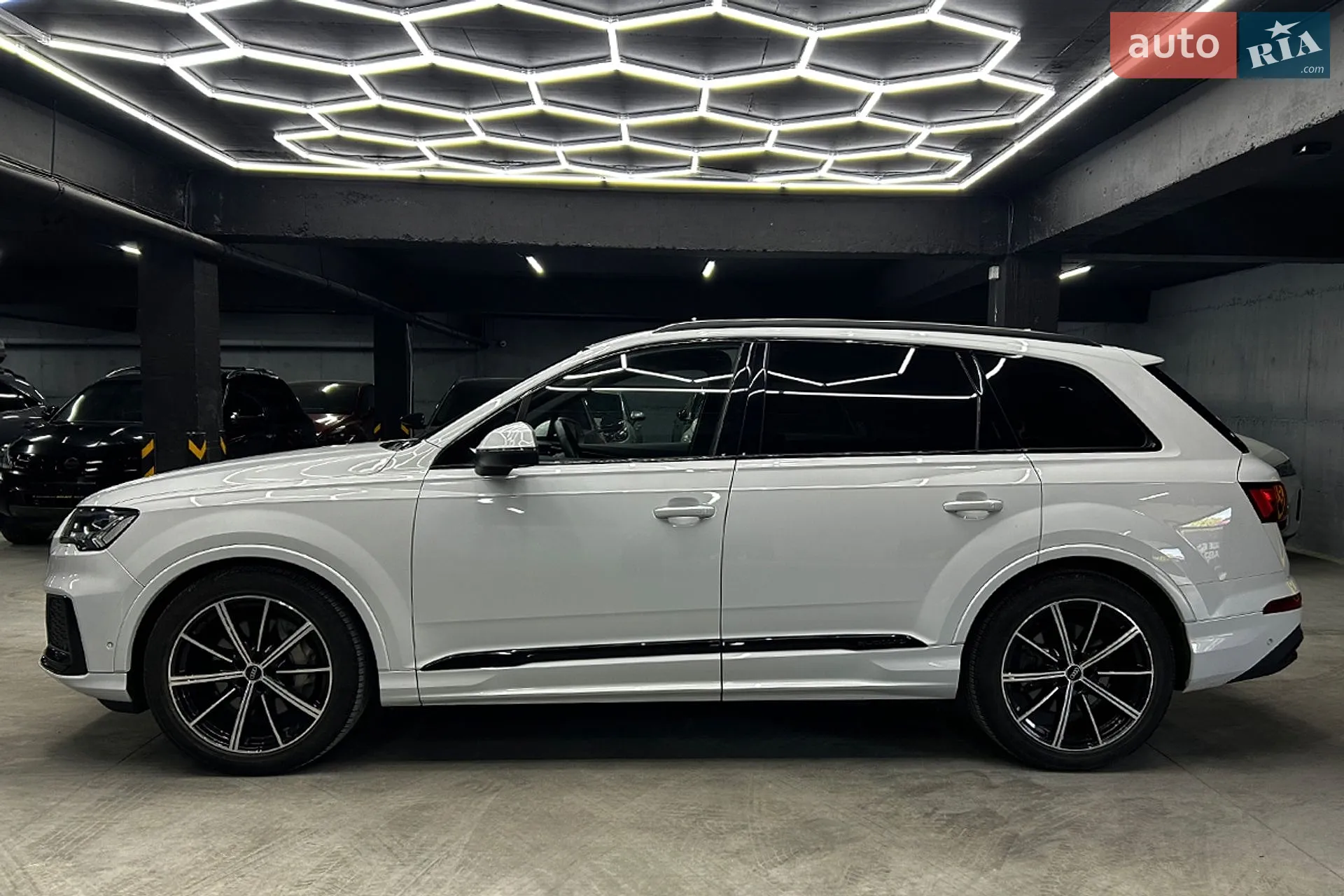 2020 Audi Q7 - мініатюра 6