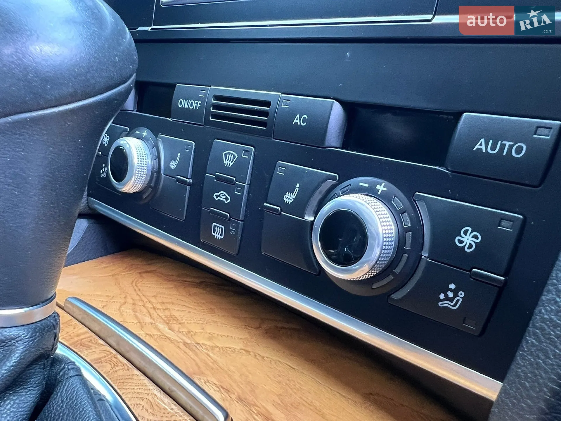 2010 Audi Q7 - мініатюра 22