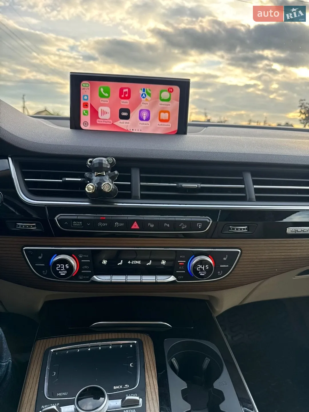 2016 Audi Q7 - мініатюра 12