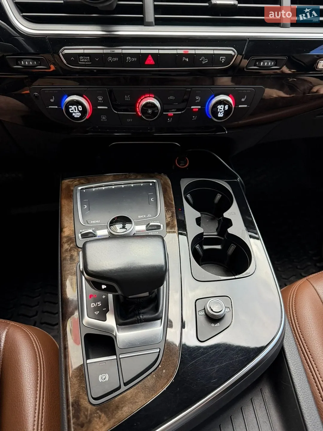 2017 Audi Q7 - мініатюра 12