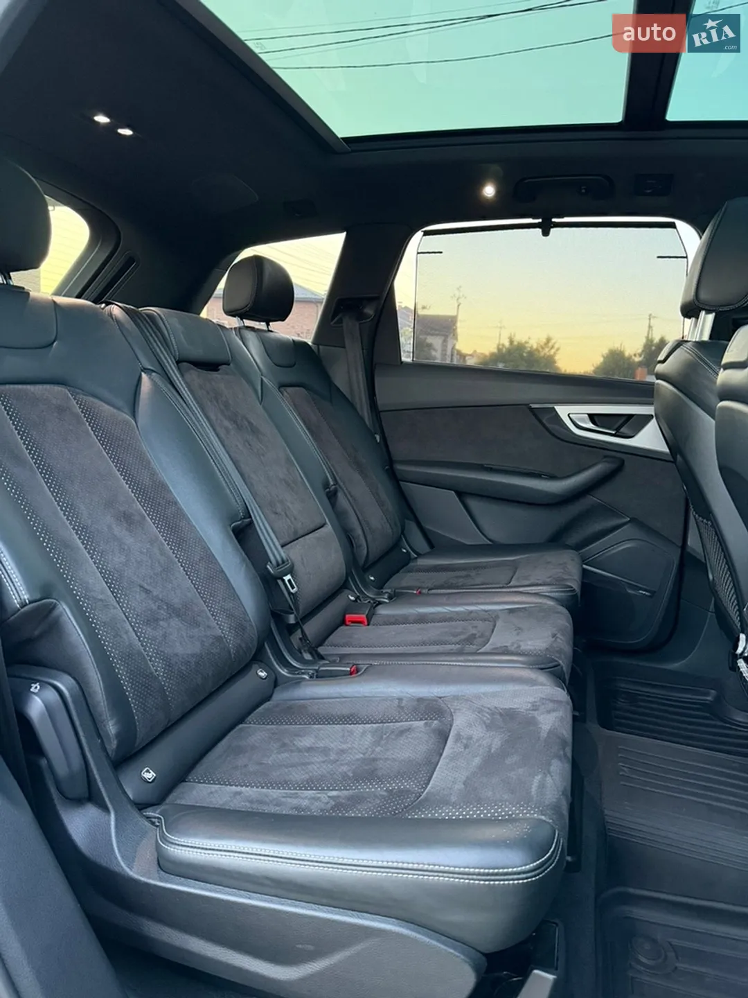 2019 Audi Q7 - мініатюра 33