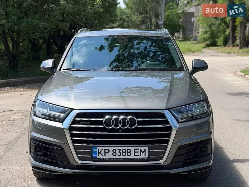 Audi Q7