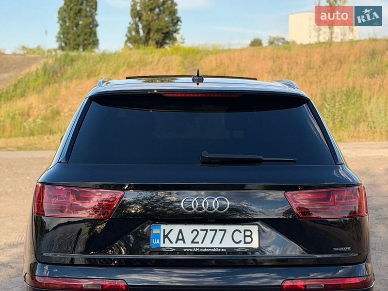 Позашляховик / Кросовер Audi Q7 2017 в Києві фото 28 Позашляховик / Кросовер Audi Q7 2017 в Києві