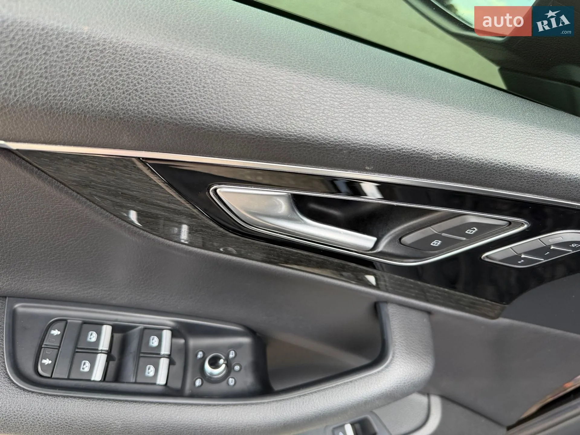 2016 Audi Q7 - мініатюра 27