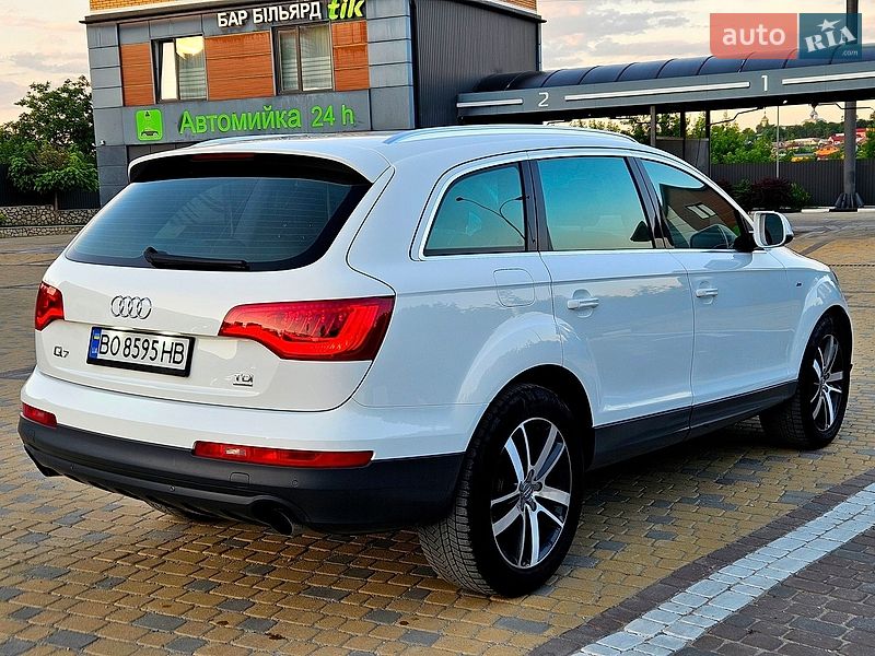 Внедорожник / Кроссовер Audi Q7 2011 в Подволочиске