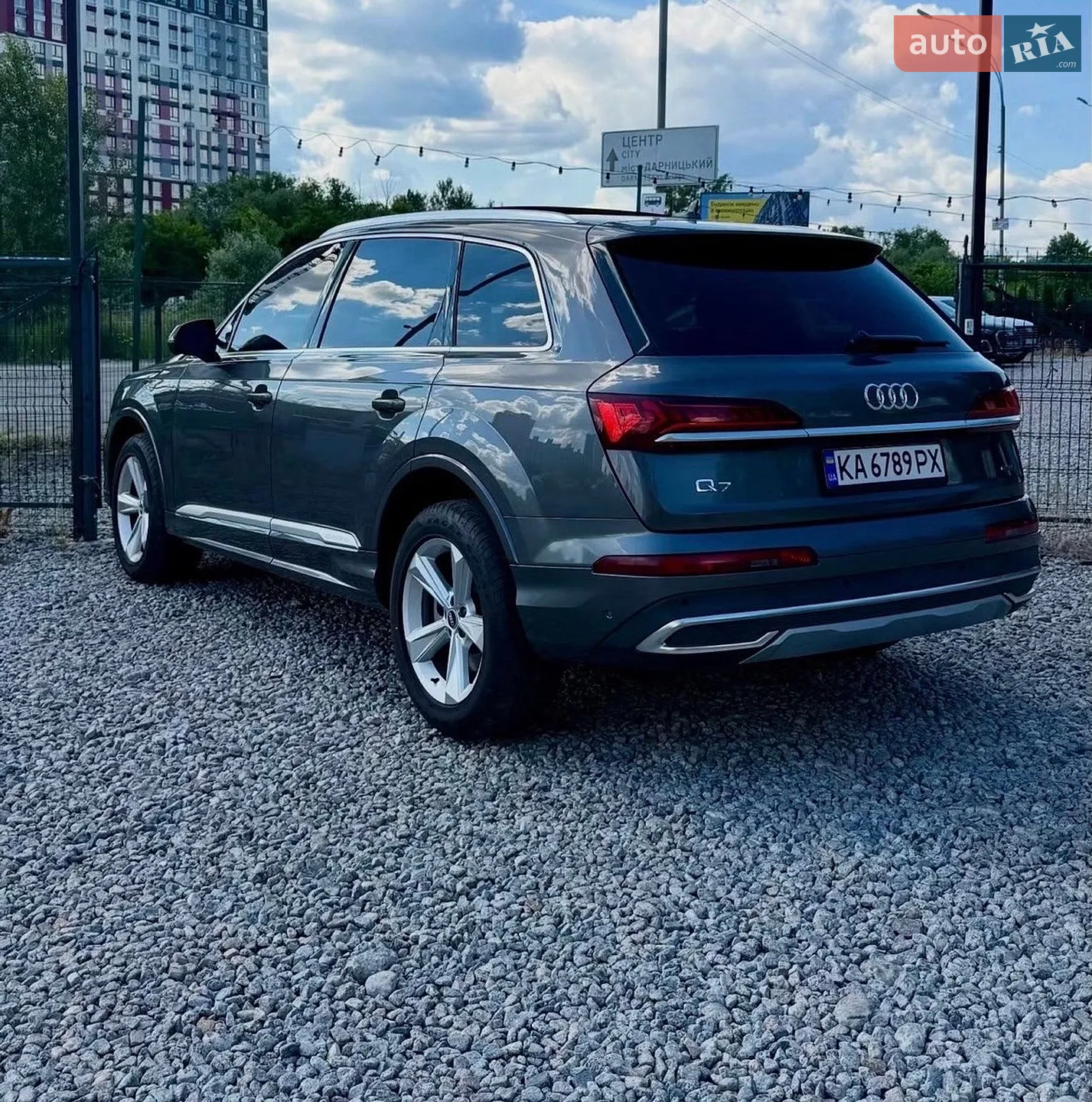 2020 Audi Q7 - мініатюра 8